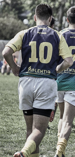 maglie-sportive-sponsorizzate-in-offerta